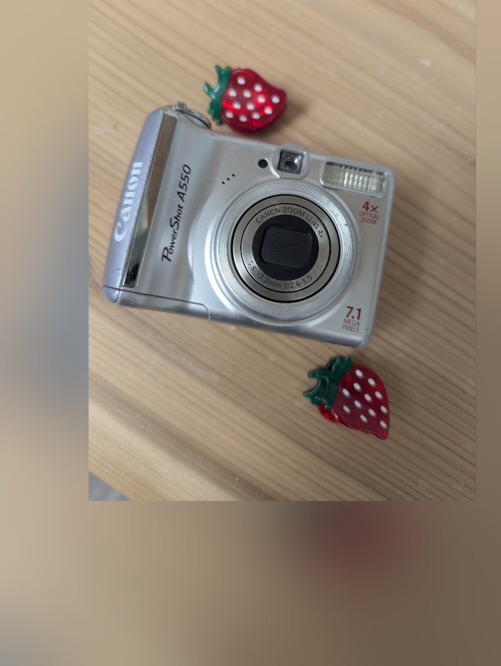 Canon PowerShot A550 Silver 7.1MP Compact Digital Camera